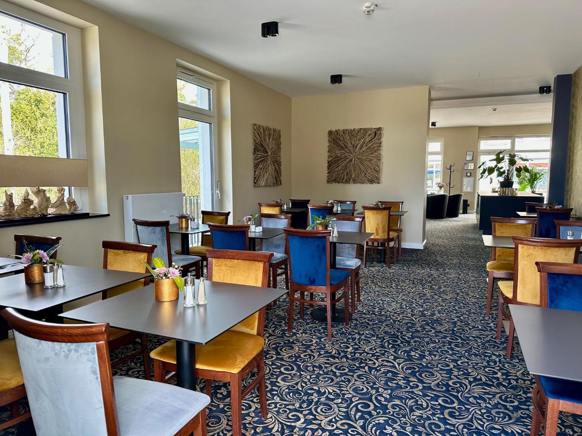Sandbank Hotel & Appartements Lubmin Exterior photo
